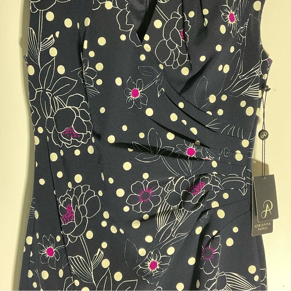 Adrianna Papell Women’s Sleeveless Sheath Floral Dot Print Pleated Dress Size 2. - Picture 4 of 16